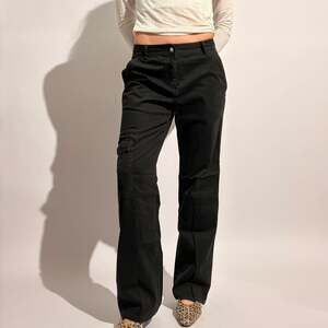 Vintage Chico's Black Low Rise Cargo Pants - Size 0